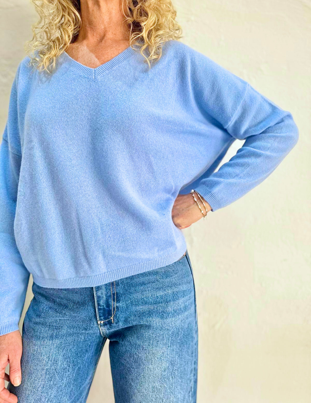 ALICIA CASHMERE KNIT TOP in Provence Blue by Absolut Cashmere