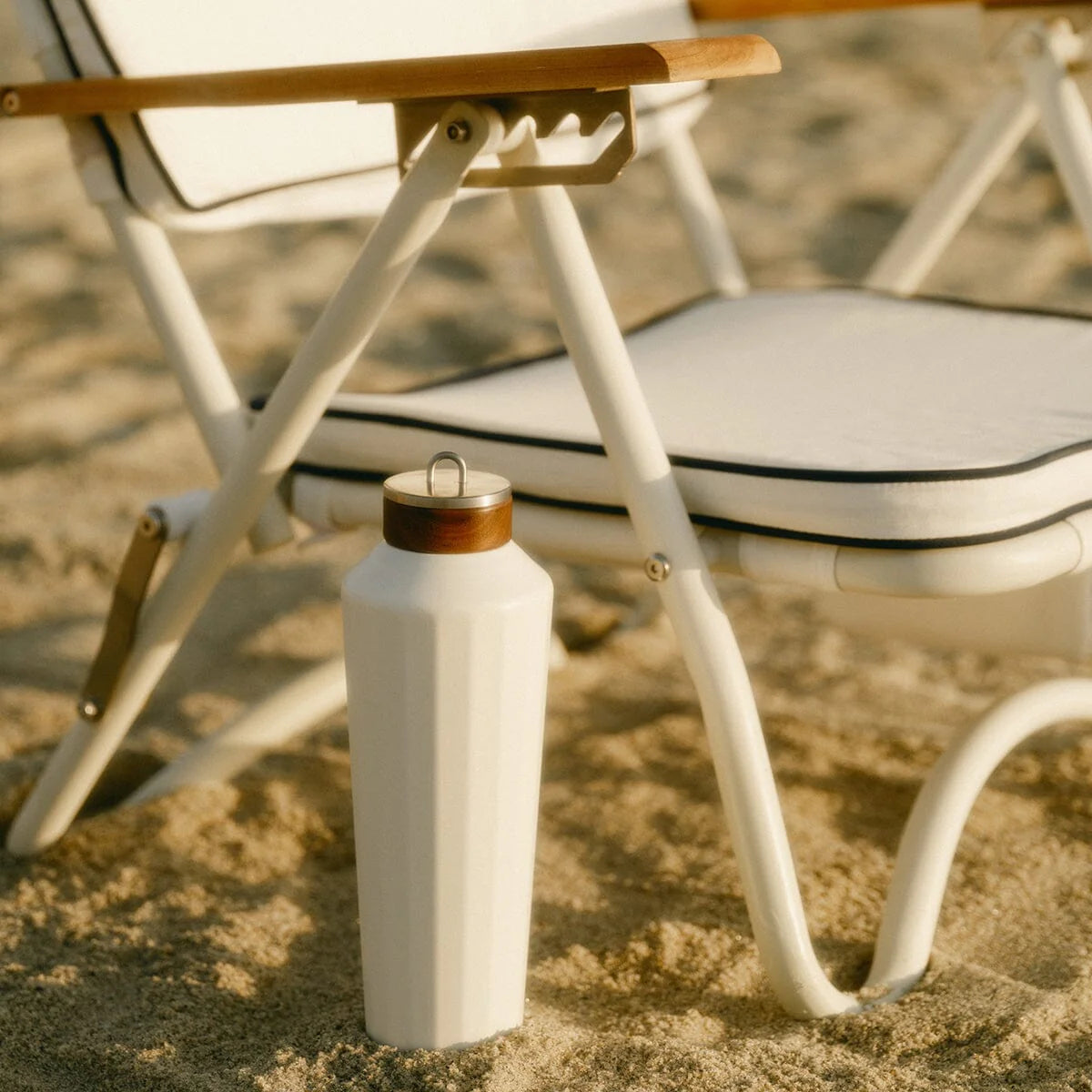 HEMINGWAY DRINKWARE FLASK | Antique White - Darling & Domain