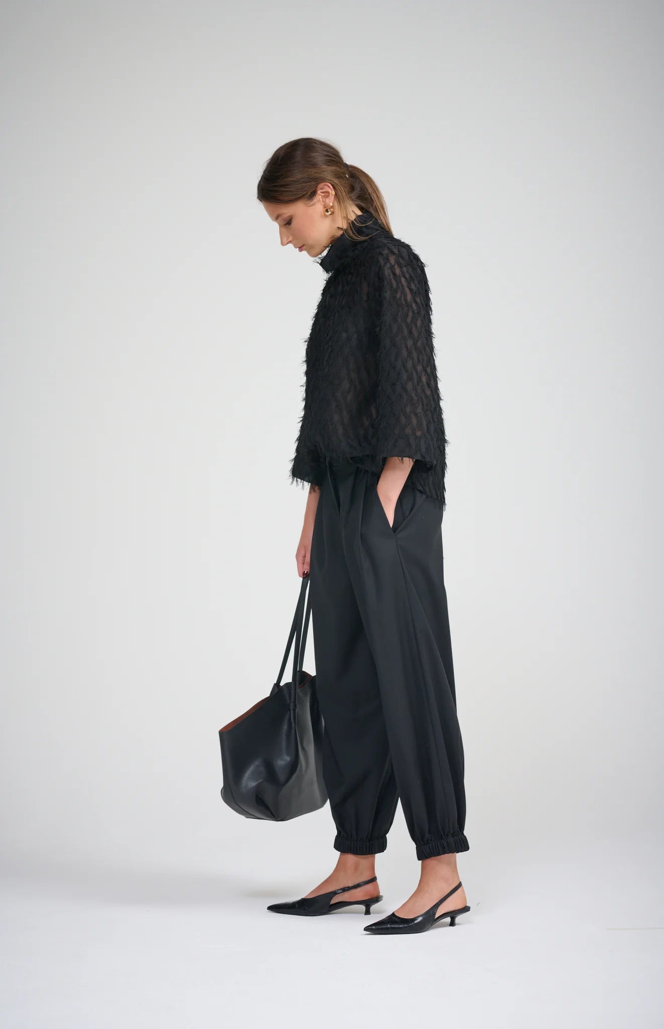 *Pre-Order* LE TASSEL TOP WITH SCARF | Black - Darling & Domain