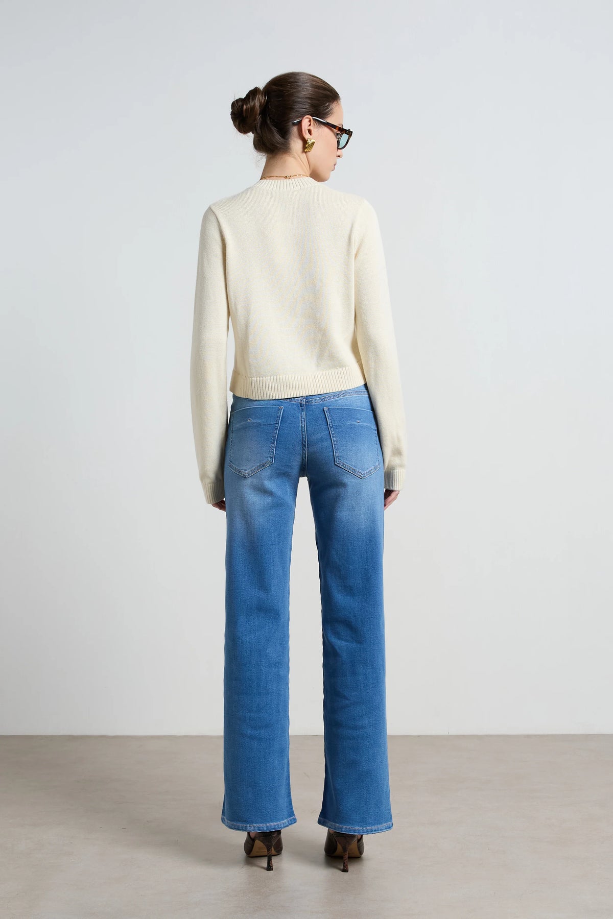 MOLLY MID RISE STRAIGHT LEG JEAN in Rodeo Blue by Dricoper