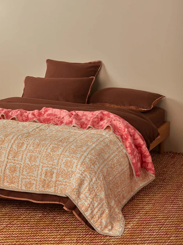 DAISY BUFF QUILTED THROW in Petal Pink from Bonnie and Neil