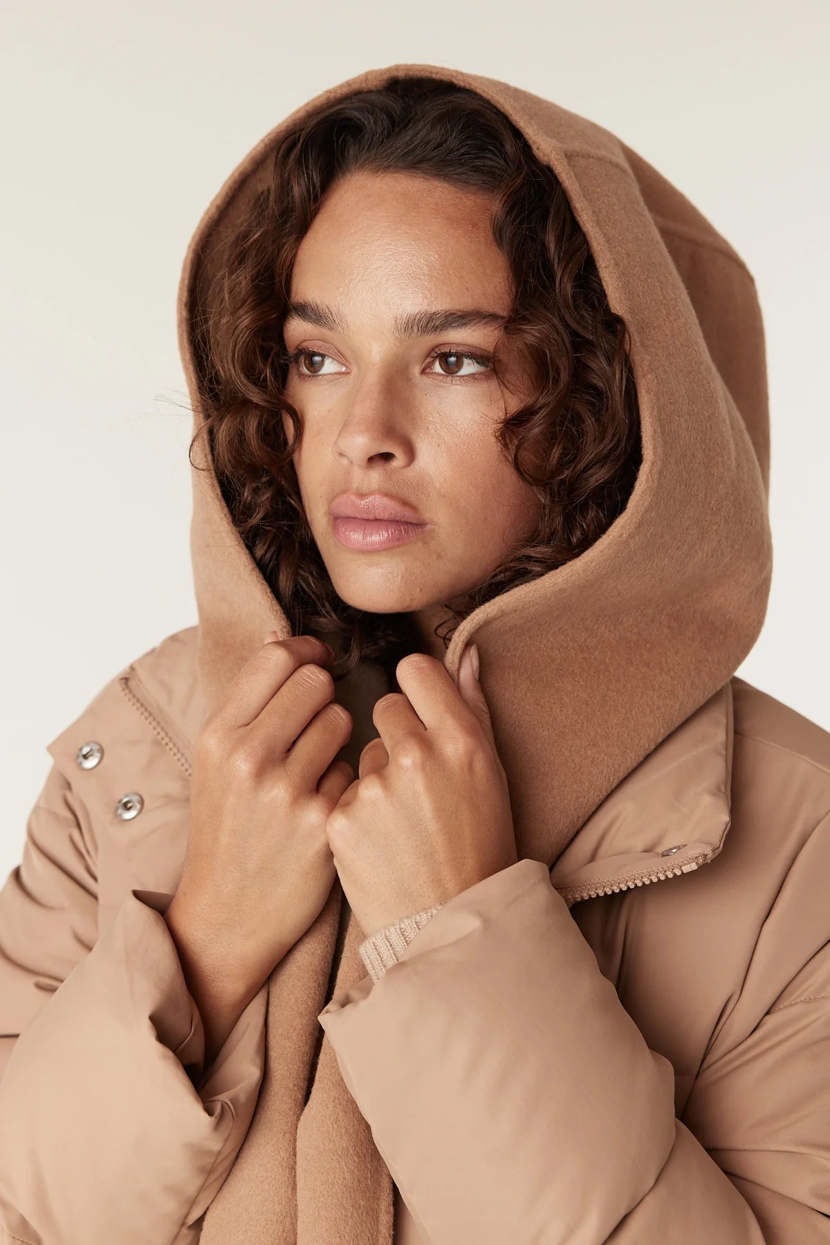 HENDERSON PUFFER | Camel - Darling & Domain