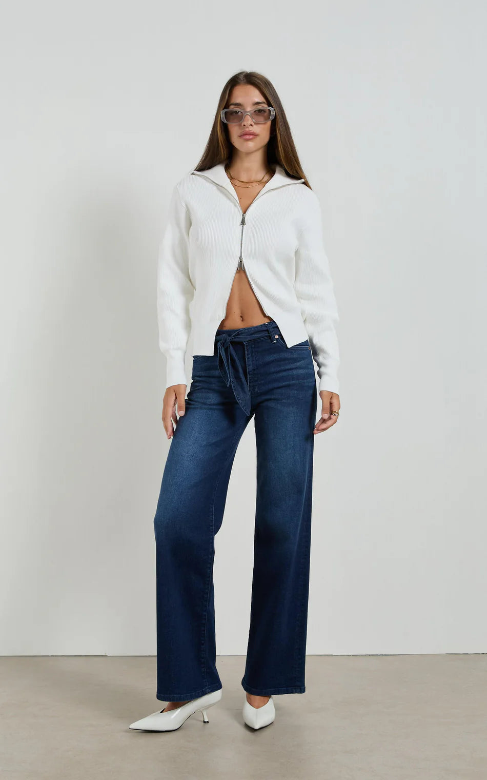 MOLLY MID RISE STRAIGHT LEG JEAN | Indigo - Darling & Domain