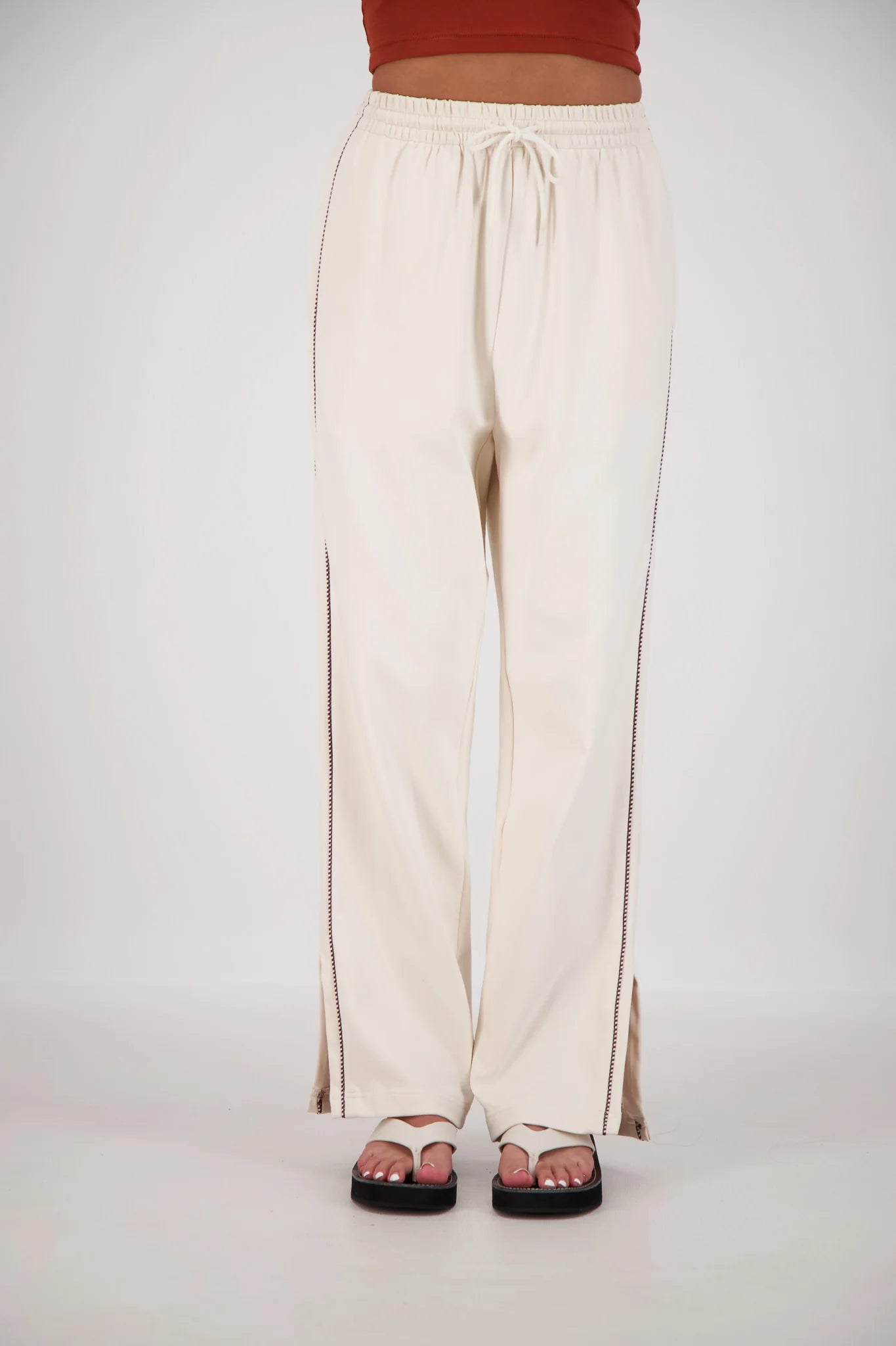 MANAROLA TRACKPANT | Oatmeal - Darling & Domain