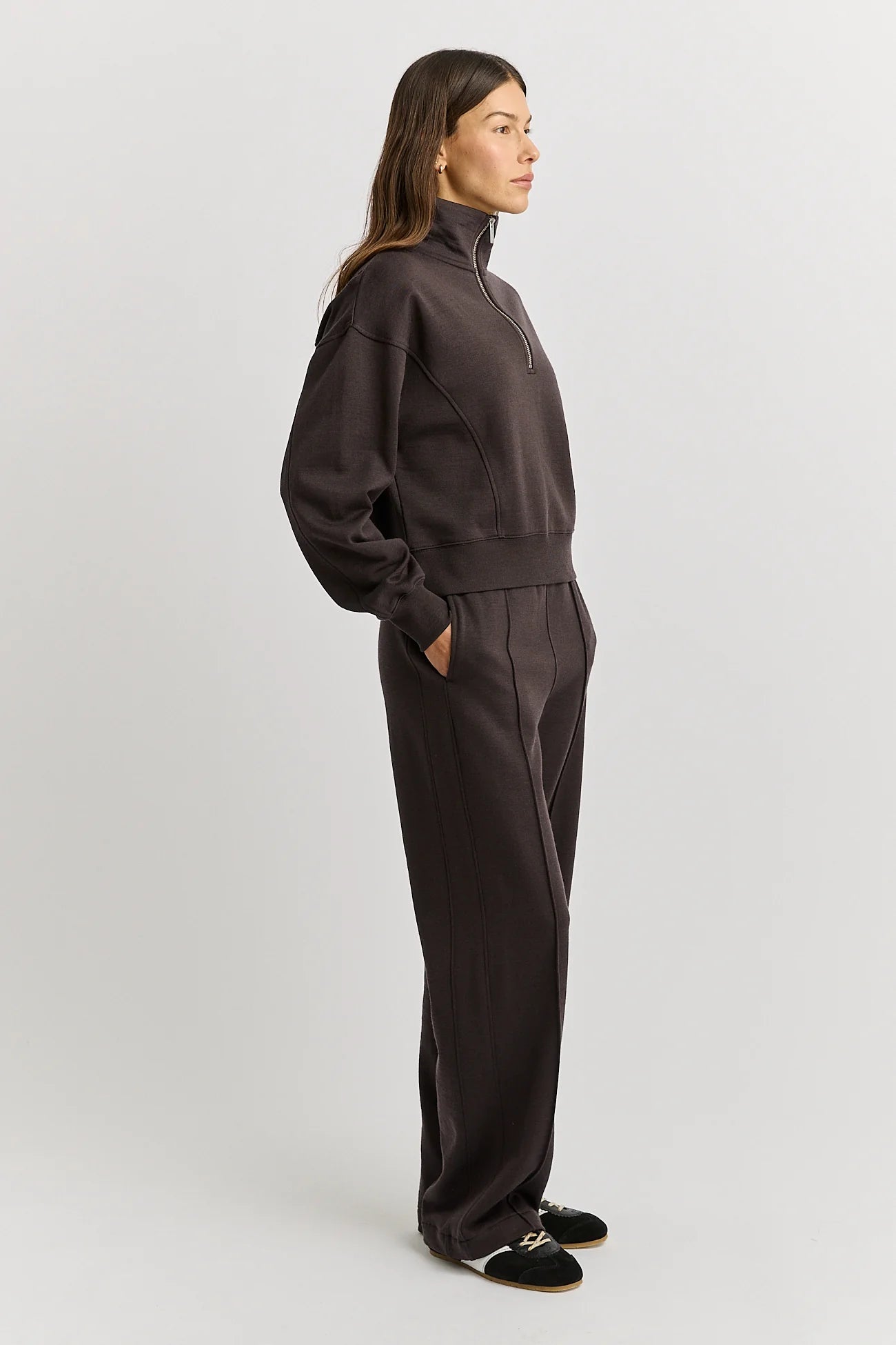 LOUNGE CROPPED HALF ZIP | Date - Darling & Domain