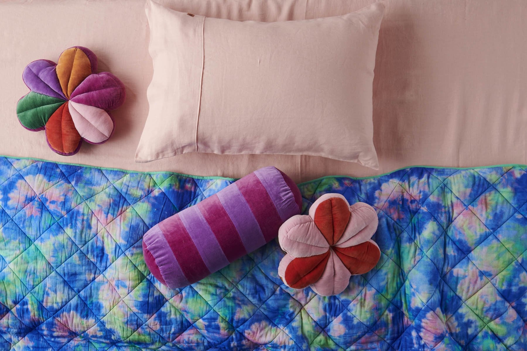 LINEN PILLOWCASE SINGLE in Scallop Shell from the amazing range of Kip & Co