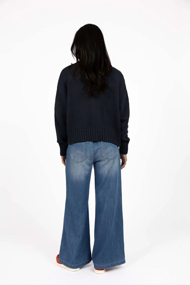 CITTA CARDI in Indigo Humidity Lifestyle