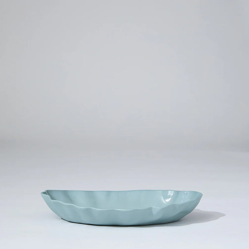 RUFFLE RECTANGLE PLATTER M in Light Blue from Marmoset Found