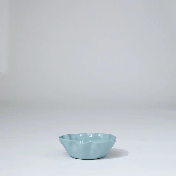 RUFFLE BOWL SMALL in Light Blue from Marmoset Found