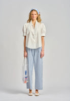 LA BARISTA SHIRT in White by Le Stripe