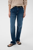 DARLINAIW CORE STRAIGHT JEANS in Washed Medium Blue Denim by Inwear