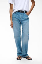 DARLINAIW CORE STRAIGHT JEANS in Washed Light Blue Denim by Inwear