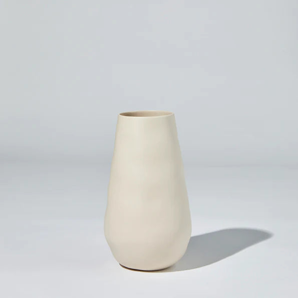 TEARDROP VASE LARGE in Chalk White from Marmoset Found