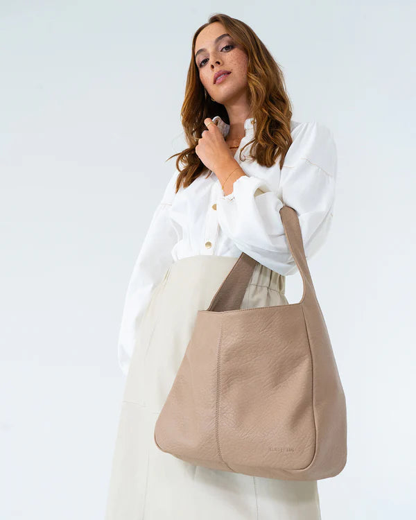 ARCADIA TOTE in Latte by Elms and King