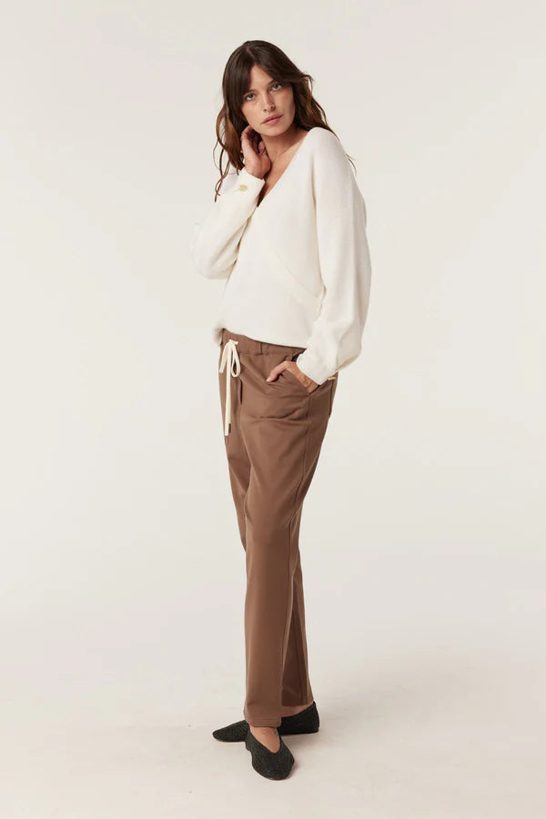 LUCA TWILL JOGGER in Tobacco from Cable Melbourne