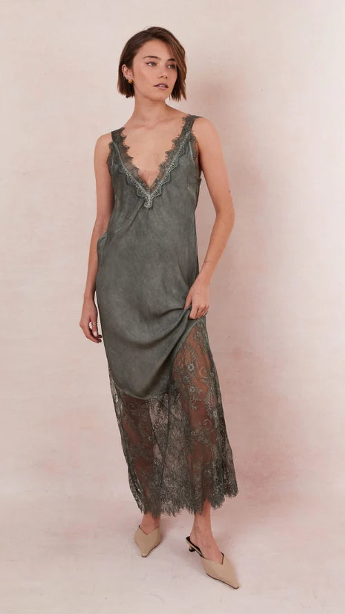 SOLANGE SLIP DRESS | Khaki - Darling & Domain