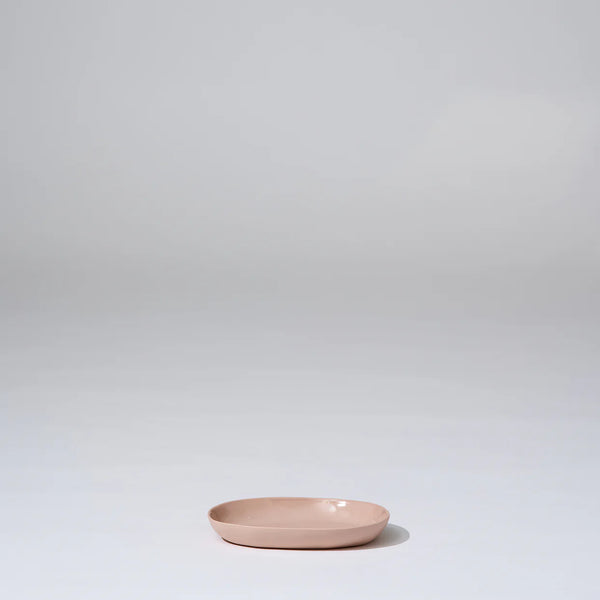 Cloud Oval Plate Small in Icy Pink