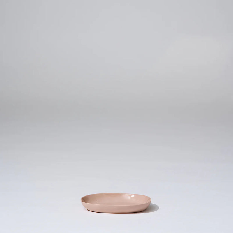 Cloud Oval Plate Small in Icy Pink