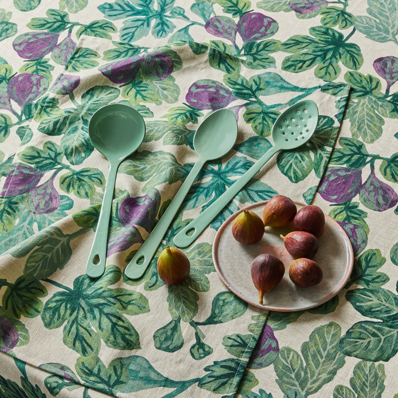 ENAMEL KITCHEN SET in Mint from Bonnie and Neil