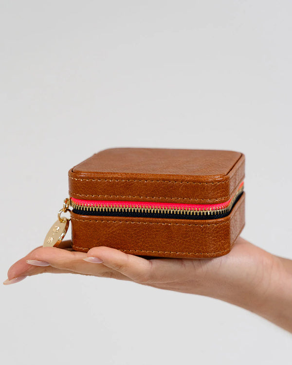 JEWELLERY CASE | Tan Pebble