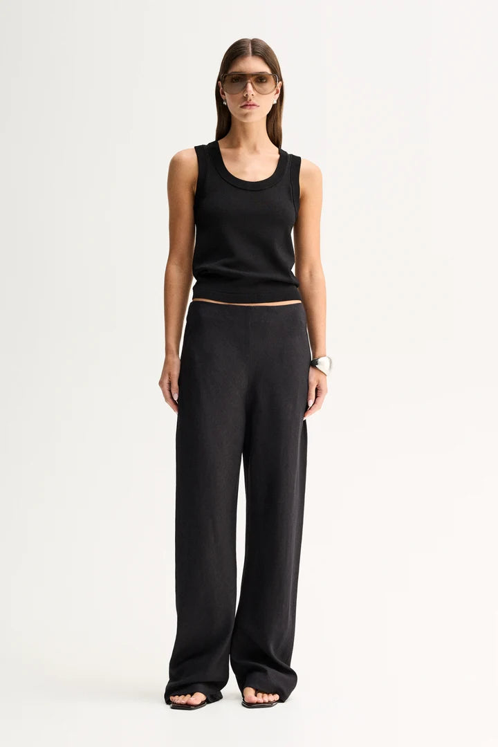 LAURIE PAN in Black by Elka Collective