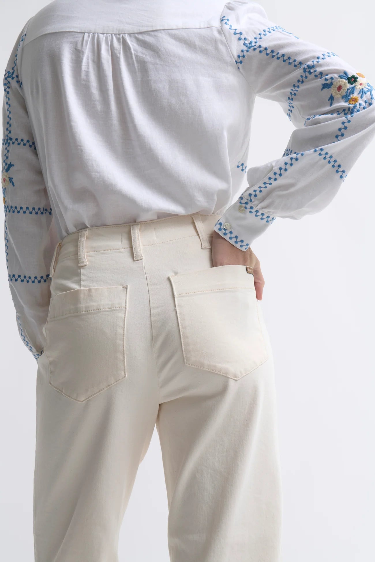 Kireina Celeste Pant in Ecru