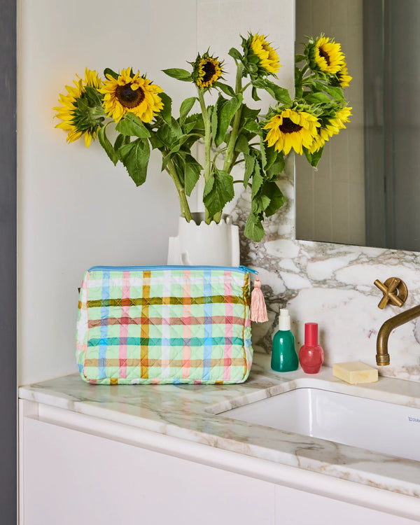 QUILTED COTTON TOILETRY PURSE | Candy Check Mint