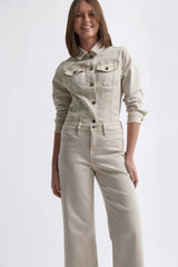 Kireina Freya Jean in Sand