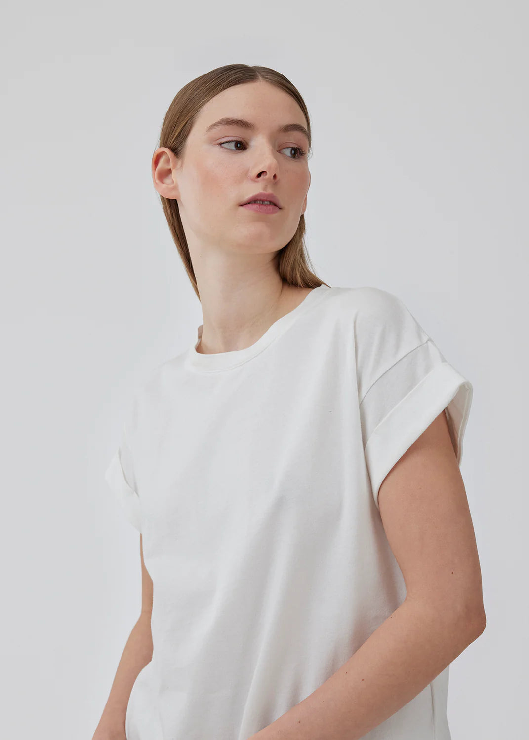 BRAZIL MD SHORT SLEEVE TEE in White by Modstrom
