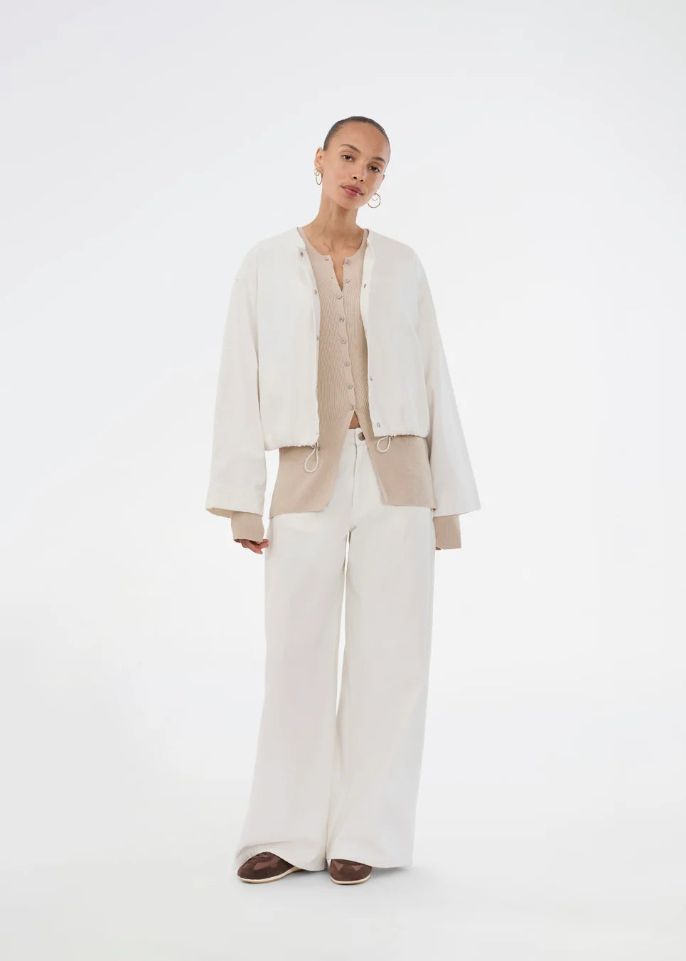 PRINCESS MD SHORT JACKET in Vanilla Cream by Modstrom