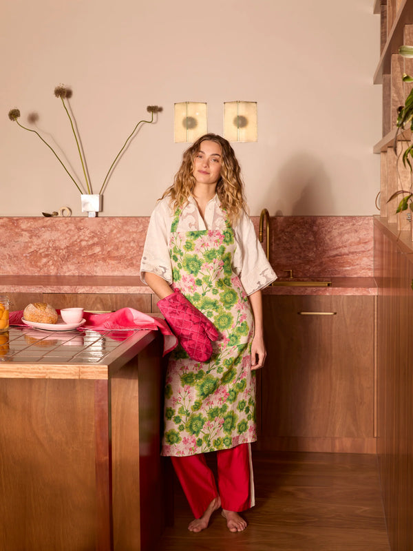 OVEN MITT in Jardin Cerise from Bonnie and Neil