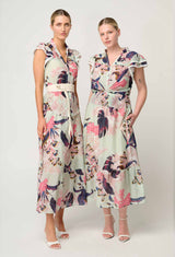 LUMA SILK COTTON FLUTTER SLEEVE TOP in Oasis Flora from Oncewas