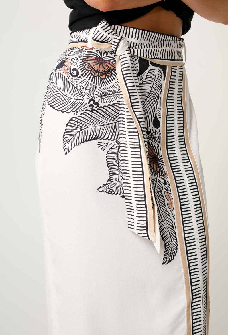 ZENOBIA CONTRAST TRIM VISCOSE DOBBY SKIRT | Ivory Casablanca