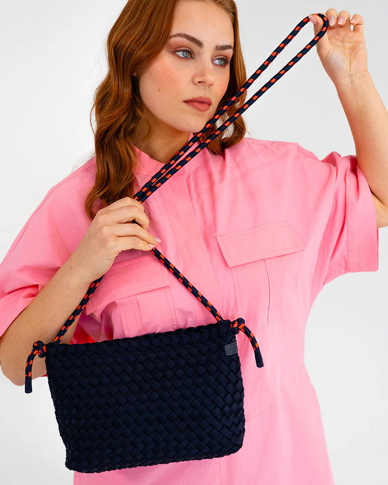 PANAMA CROSSBODY BAG | Navy Plait