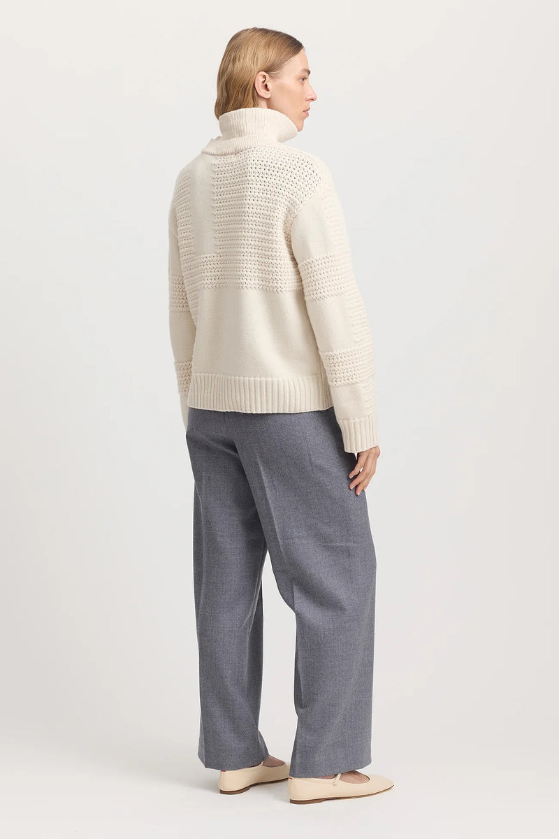 TEXTURED STITCH FUNNEL in Ivory by Toorallie