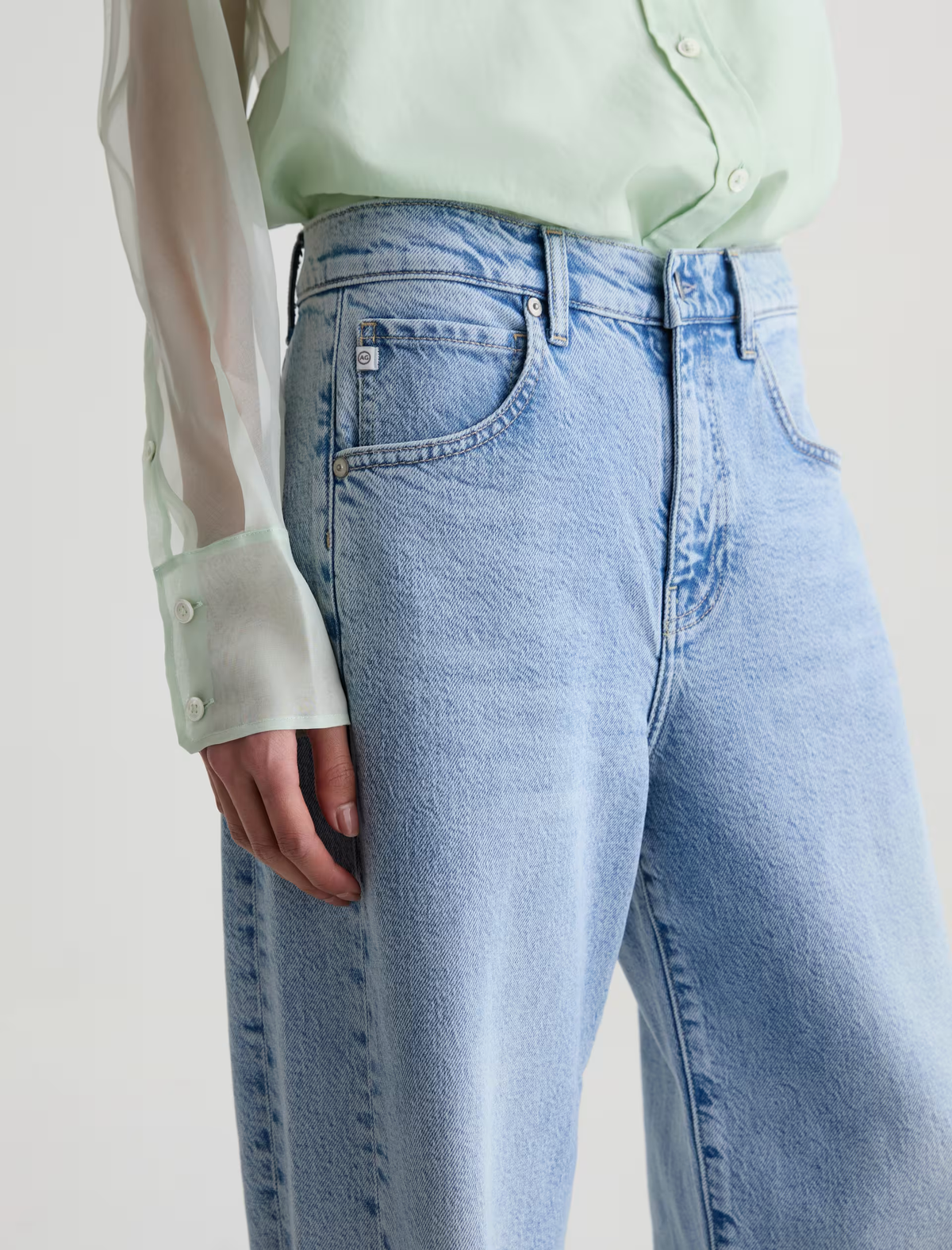 HATTIE CROP JEAN in Gold Country by AG Jeans