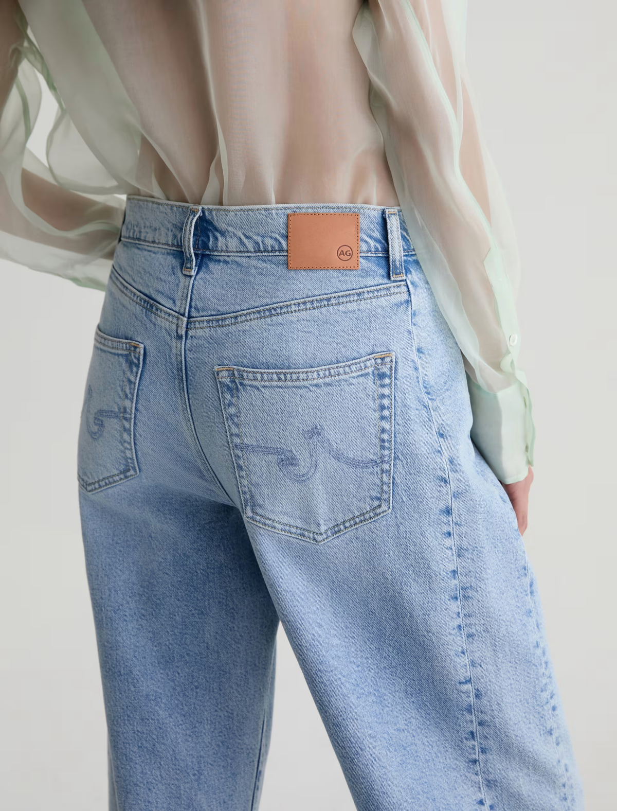HATTIE CROP JEAN in Gold Country by AG Jeans