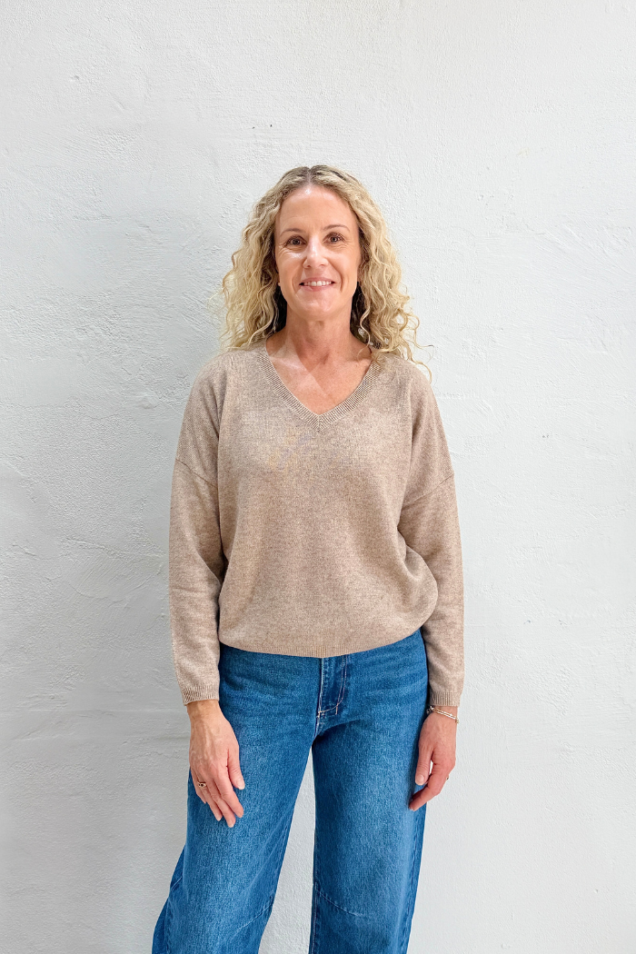 ALICIA CASHMERE KNIT TOP in Chestnut from Absolute Cashmere