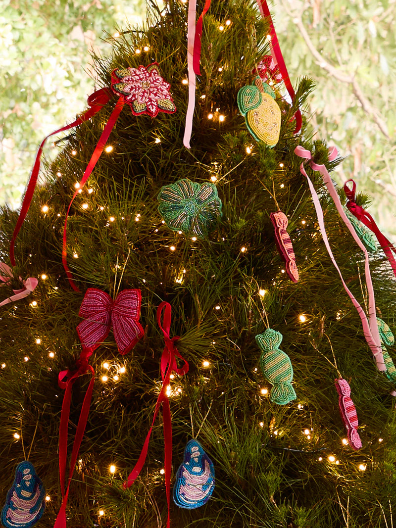 Christmas Decoration in Flower Green Beaded by Bonnie and Neil
