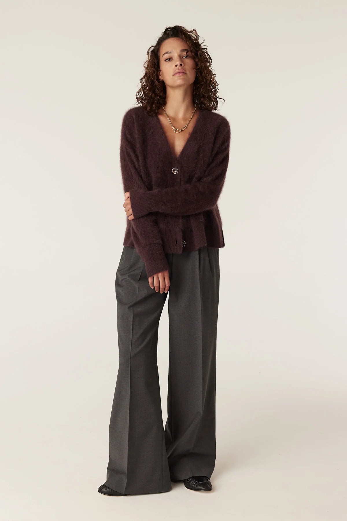 BRUSHED CASHWOOL V CARDIGAN | Shiraz - Darling & Domain