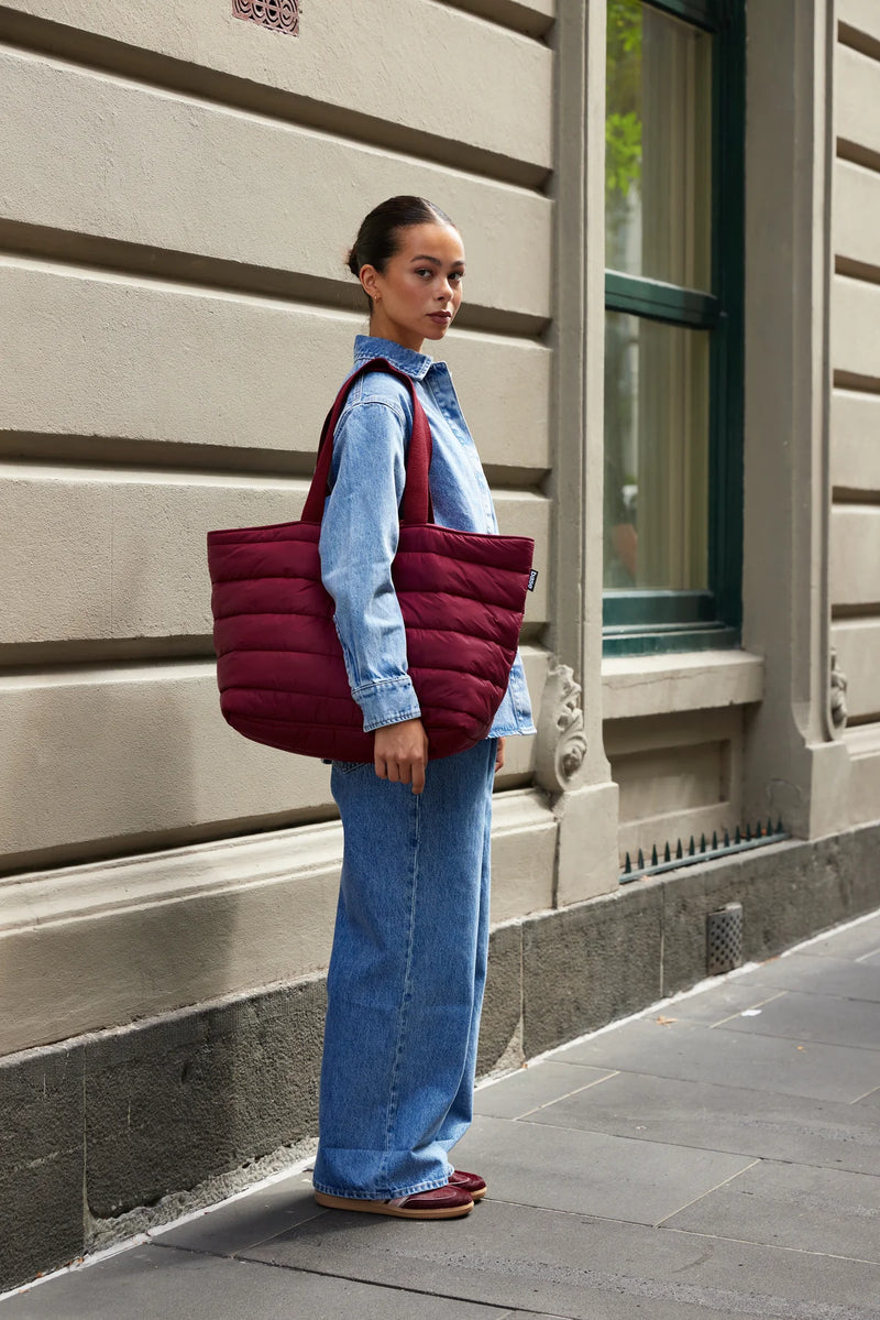 CLOUD TAKE IT BASE BAG in Burgundy by Base Supply