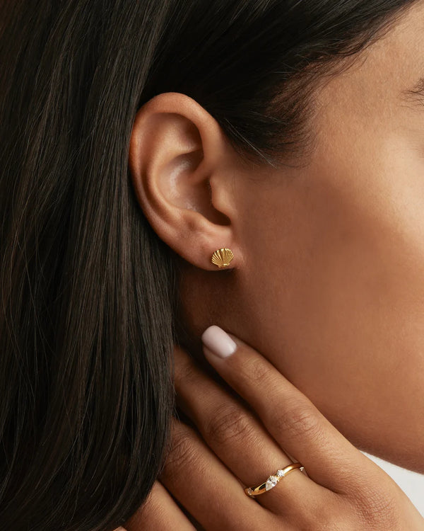 BY THE SHORE SHELL STUD in 18K Gold Vermeil from By Charlotte