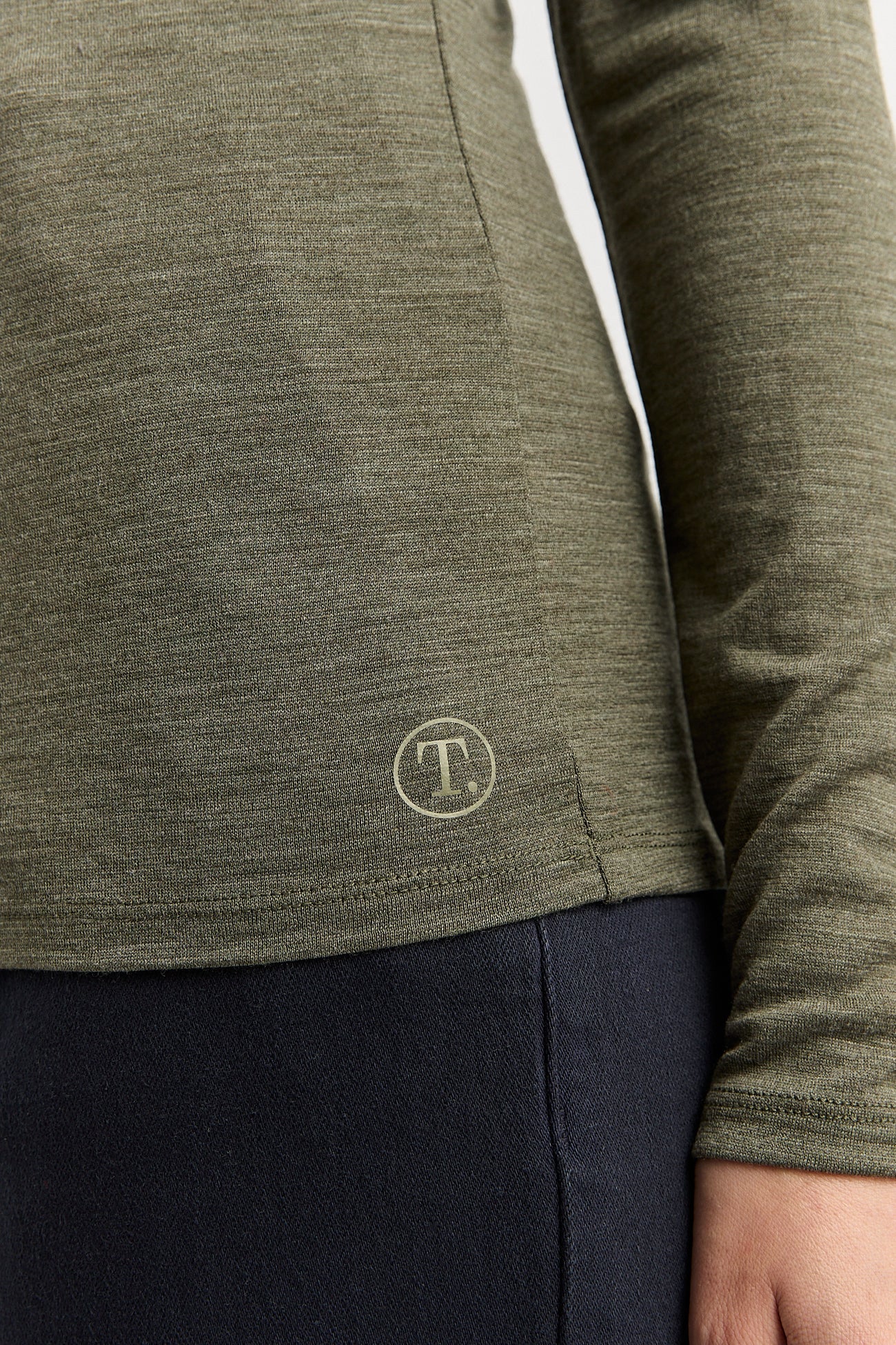 CREW MERINO TEE in Kale by Toorallie