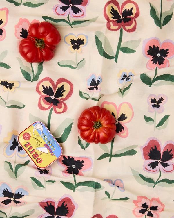 TABLECLOTH LARGE 350x180cm in Pretty Pansy from the amazing range of Kip & Co products