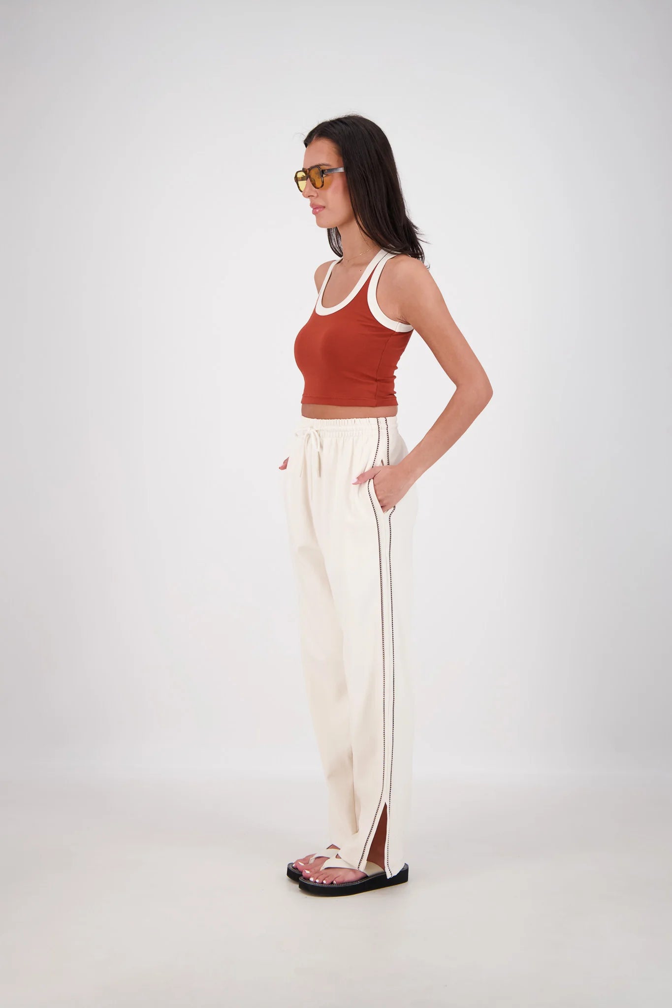 MANAROLA TRACKPANT | Oatmeal - Darling & Domain