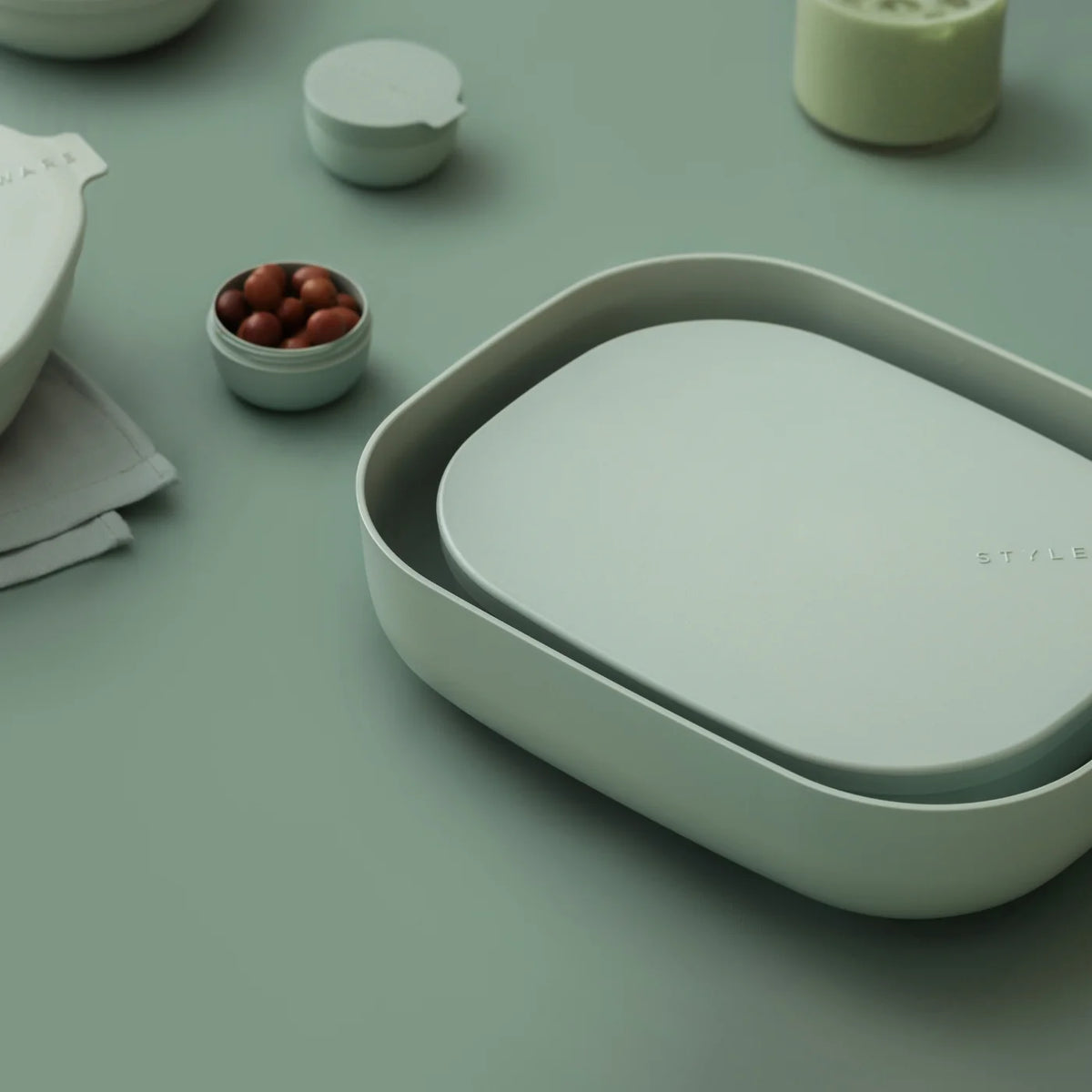 STYLEWARE NESTING TRAY 2-PIECE SET in Eucalyptus