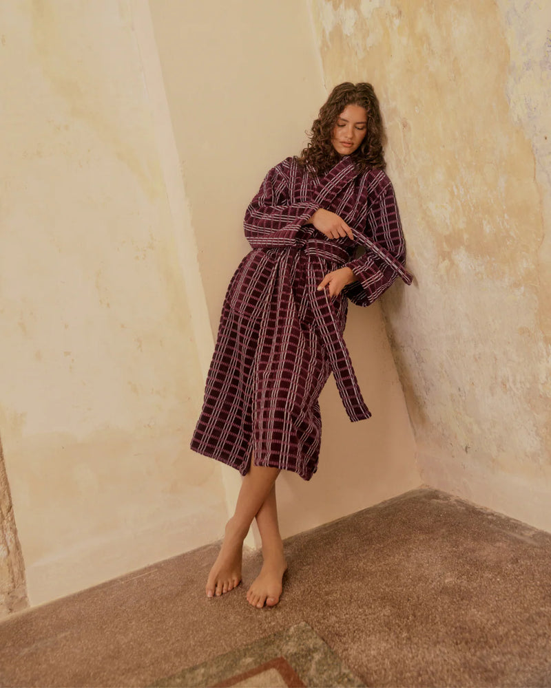 HOMMEY ROBE in Blackberry from Hommey
