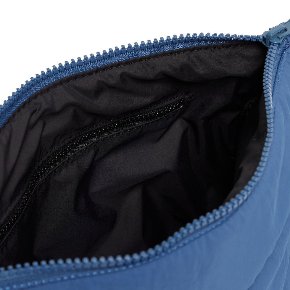 CLOUD STASH BASE CROSSBODY BAG in Sea Blue