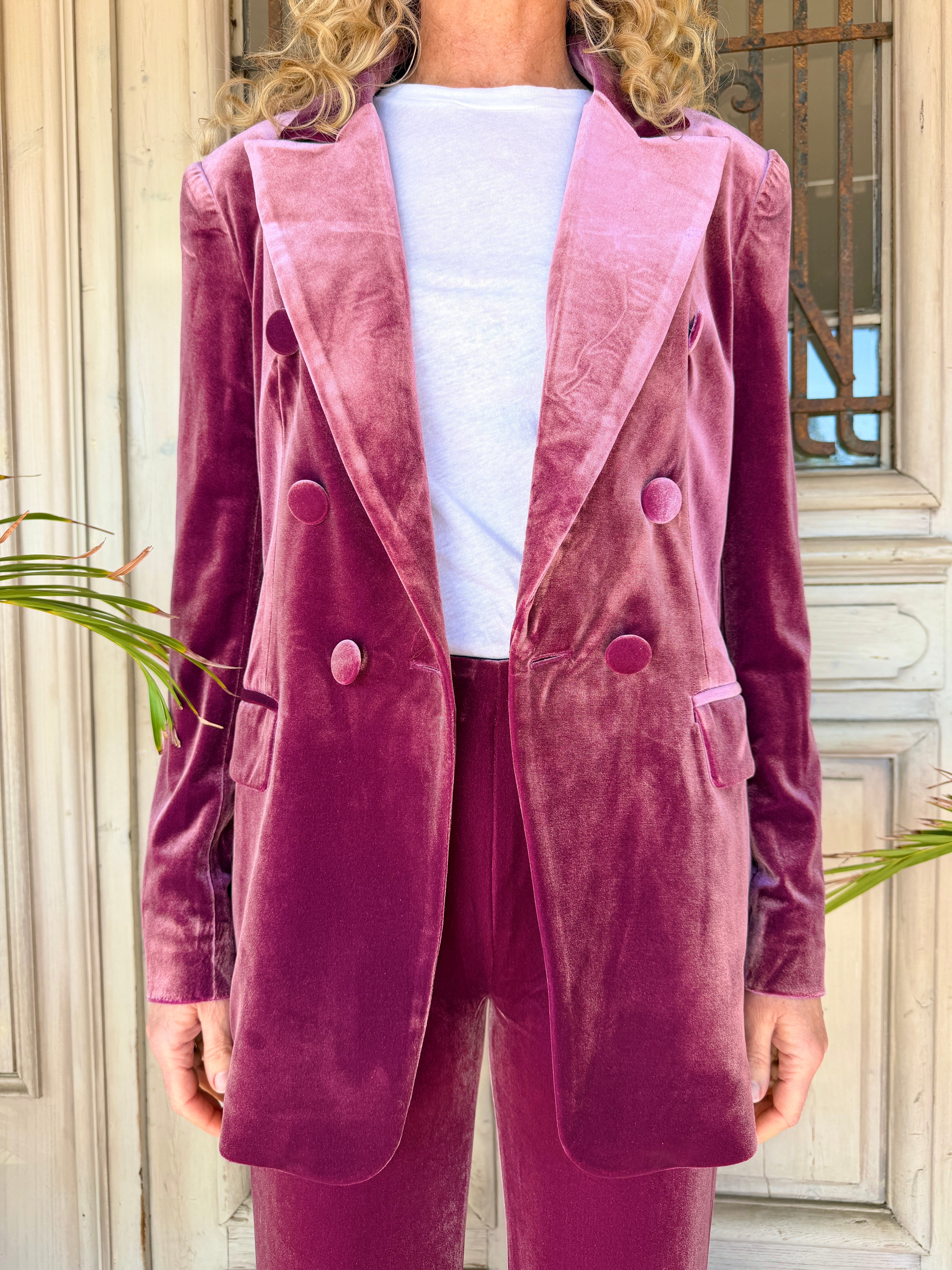 VELVET BLAZER in Dusky Pink by Sophie Moran
