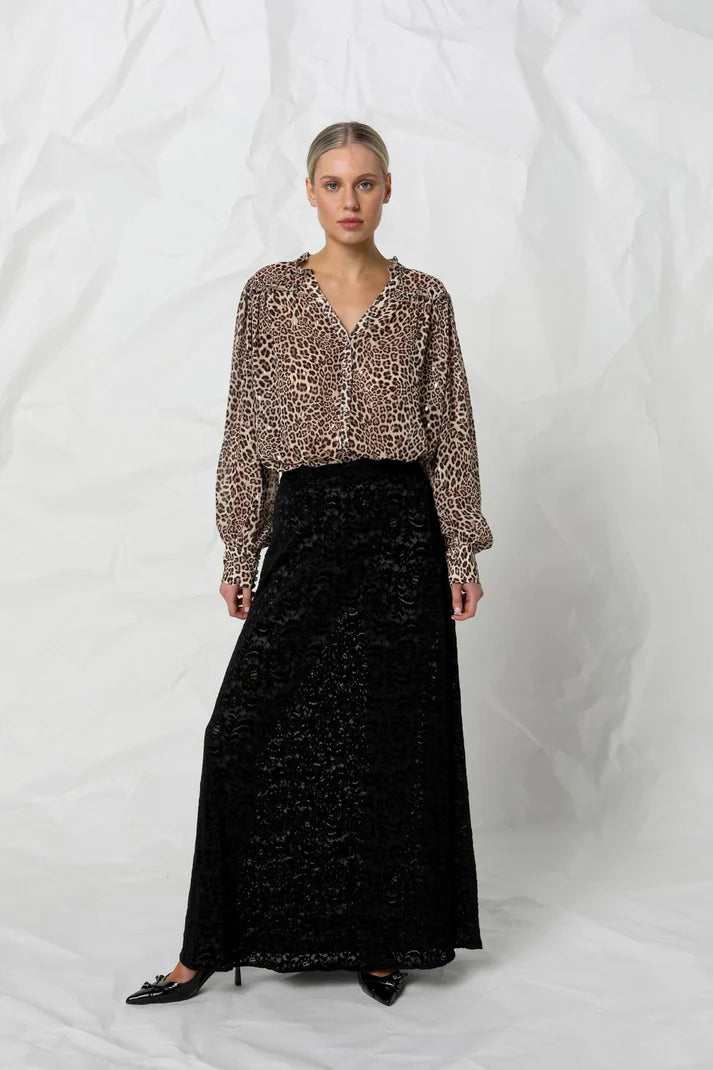 CORA BLOUSE in Snow Leopard by Kachel